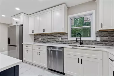 1097 Wildwood Lane, Lawrenceville, GA 30046 - Photo 9