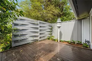 2010 Glenroy Dr SE, Smyrna, GA 30080 - Photo 29