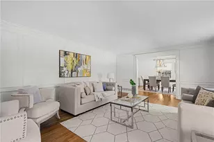 3819 N Stratford Rd NE, Atlanta, GA 30342 - Photo 5