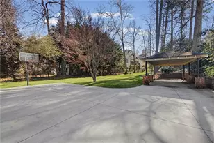 3819 N Stratford Rd NE, Atlanta, GA 30342 - Photo 39