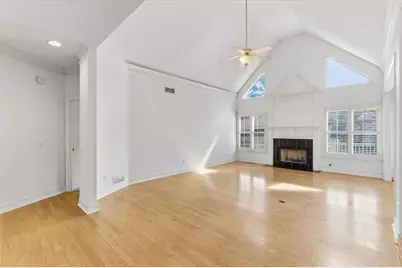 2021 Cockrell Pointe NW, Kennesaw, GA 30152 - Photo 3