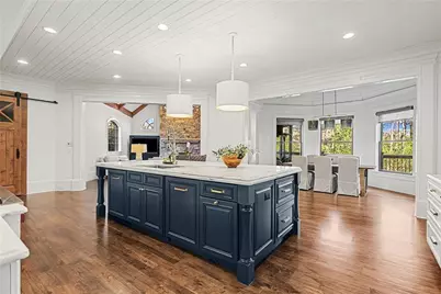 735 Glenairy Drive, Atlanta, GA 30328 - Photo 19