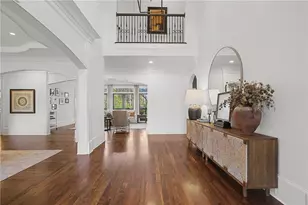 735 Glenairy Dr, Atlanta, GA 30328 - Photo 5