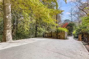 421 Emory Dr NE, Atlanta, GA 30307 - Photo 37