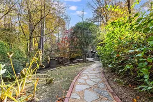 421 Emory Dr NE, Atlanta, GA 30307 - Photo 27