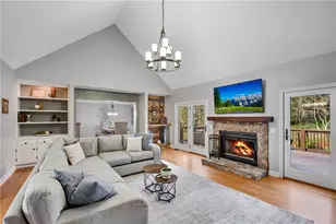 3291 Coachmans Way NE, Roswell, GA 30075 - Photo 11