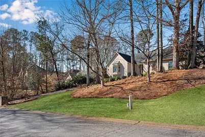 3291 Coachmans Way NE, Roswell, GA 30075 - Photo 3