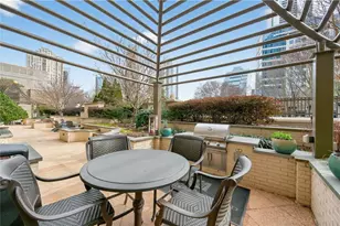 3334 Peachtree Rd NE, Atlanta, GA 30326 - Photo 37