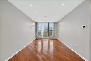 3334 Peachtree Rd NE, Atlanta, GA 30326 - Photo 3