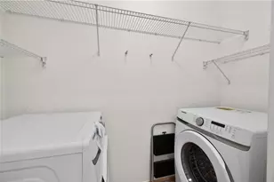 3334 Peachtree Rd NE, Atlanta, GA 30326 - Photo 17