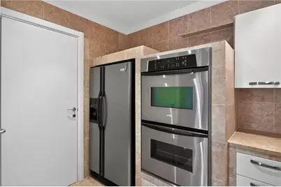 3334 Peachtree Road NE #1410, Atlanta, GA 30326 - Photo 15