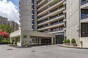 2660 Peachtree Rd NW, Atlanta, GA 30305 - Photo 27