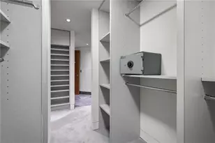 2660 Peachtree Rd NW, Atlanta, GA 30305 - Photo 13