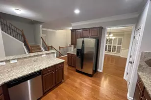 12785 Doe Dr, Alpharetta, GA 30004 - Photo 5