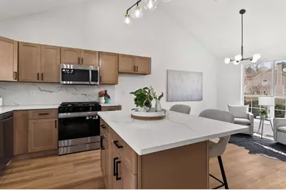 960 Romer Pl, Stone Mountain, GA 30083 - Photo 11