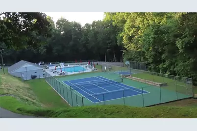 6305 Falcon Lane, Gainesville, GA 30506 - Photo 7