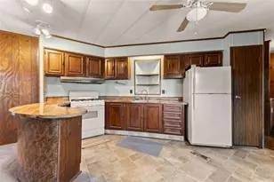 6064 Lights Ferry Rd, Flowery Branch, GA 30542 - Photo 11