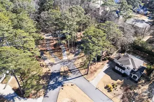 2038 S Akin Dr NE, Atlanta, GA 30345 - Photo 27