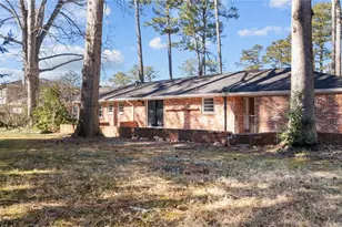 2038 S Akin Dr NE, Atlanta, GA 30345 - Photo 21