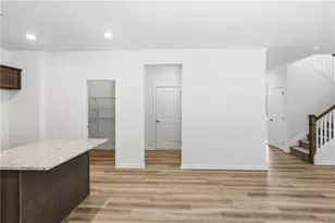 173 Bloomfield Cir, Canton, GA 30114 - Photo 3