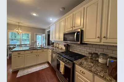 231 N Lakeshore Drive, Carrollton, GA 30117 - Photo 11