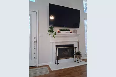 915 Charleston Court, Gainesville, GA 30501 - Photo 7