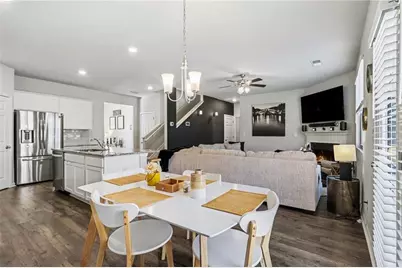 2972 Hawthorn Farm Boulevard, Loganville, GA 30052 - Photo 9