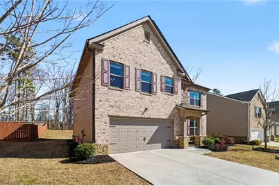 2972 Hawthorn Farm Boulevard, Loganville, GA 30052 - Photo 3