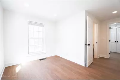 1039 Astor Avenue SW, Atlanta, GA 30310 - Photo 17
