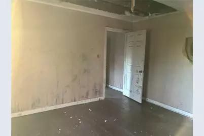 606 E Wall Street E, Griffin, GA 30223 - Photo 17