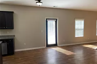 2392 Newbury Oaks Ct, Lawrenceville, GA 30044 - Photo 9