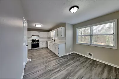 385 Roswell Farms Road, Roswell, GA 30075 - Photo 7