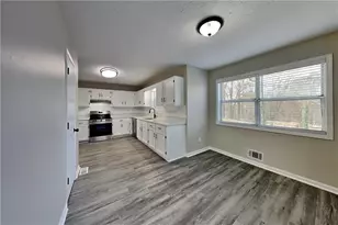 385 Roswell Farms Rd, Roswell, GA 30075 - Photo 7