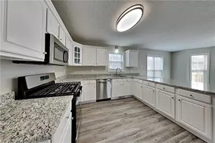 33 Ashland Cir, Douglasville, GA 30134 - Photo 5