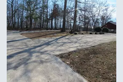 240 W Miles Road, Carrollton, GA 30116 - Photo 11