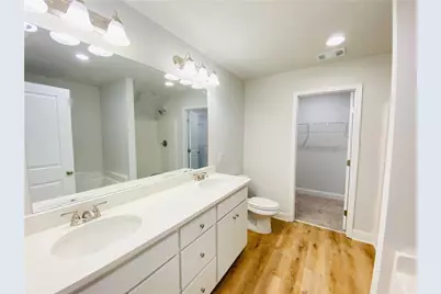 1095 North Village Drive, Decatur, GA 30032 - Photo 13