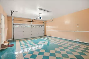 220 Ridge Bluff Ln, Suwanee, GA 30024 - Photo 41