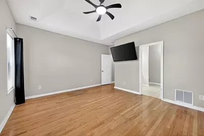 1932 Commons View Circle, Snellville, GA 30078 - Photo 13