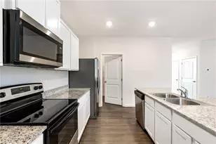 296 Walnut Grv Wy, Pendergrass, GA 30567 - Photo 11