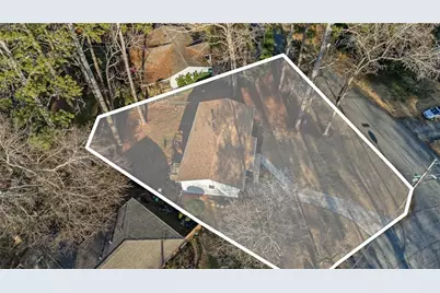 811 Cinderella Way, Decatur, GA 30033 - Photo 33