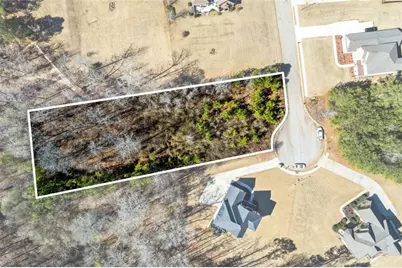 404 Marilyn Court, Stockbridge, GA 30281 - Photo 9