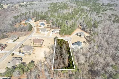 404 Marilyn Court, Stockbridge, GA 30281 - Photo 3