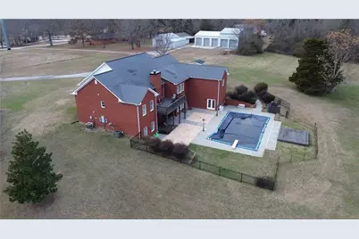 2984 Berry Road, Loganville, GA 30052 - Photo 9