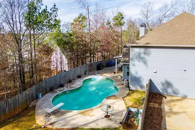 201 Overton, Carrollton, GA 30116 - Photo 5