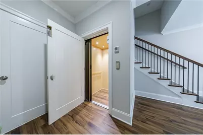2067 Wheaton Way, Atlanta, GA 30328 - Photo 7