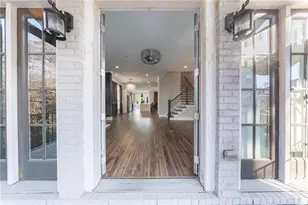 2067 Wheaton Wy, Atlanta, GA 30328 - Photo 15