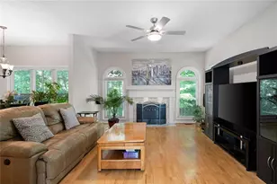 821 Soaring Dr NE, Marietta, GA 30062 - Photo 17