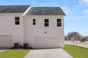 325 Tate St, Monroe, GA 30655 - Photo 3