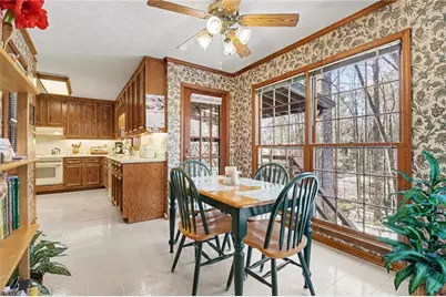 1940 Commonwealth Court, Cumming, GA 30041 - Photo 7