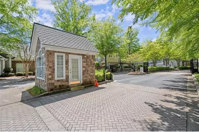 222 Edinburgh Court, Alpharetta, GA 30004 - Photo 3